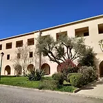 A 100m De La Et De La Piscine 公寓