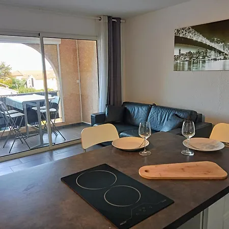 Lägenhet A 100m De La Et De La Piscine *