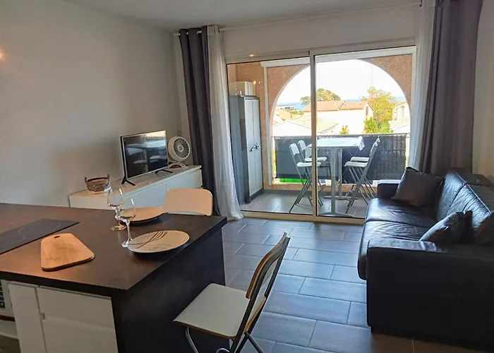 A 100m De La Et De La Piscine * Cervione